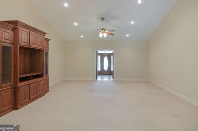 155 Highlands Forest Lane, Oxford, GA 30054
