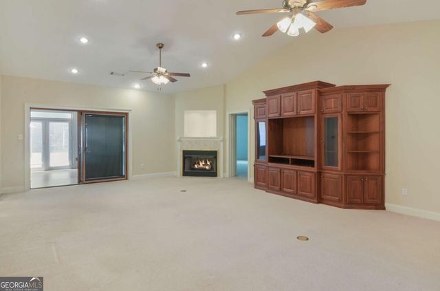 155 Highlands Forest Lane, Oxford, GA 30054