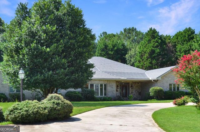 155 Highlands Forest Lane, Oxford, GA 30054
