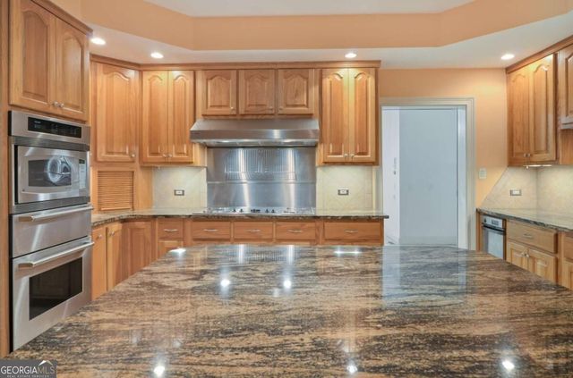 155 Highlands Forest Lane, Oxford, GA 30054