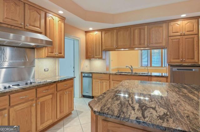 155 Highlands Forest Lane, Oxford, GA 30054