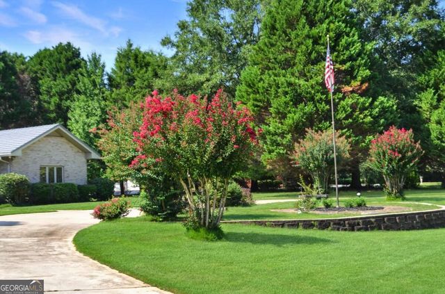 155 Highlands Forest Lane, Oxford, GA 30054