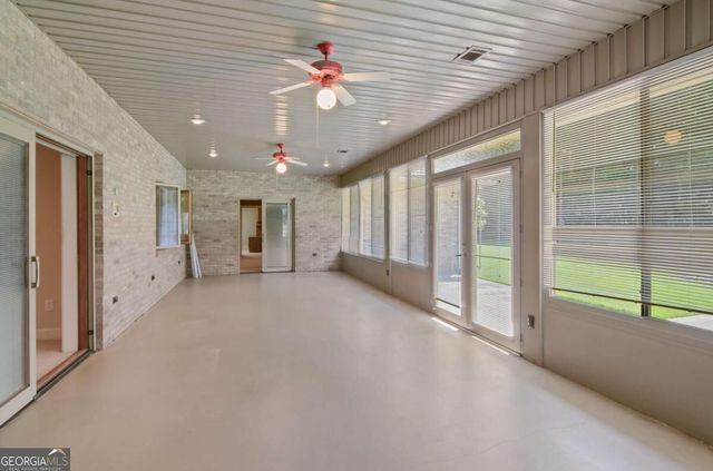 155 Highlands Forest Lane, Oxford, GA 30054