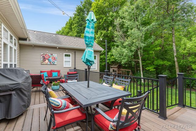 6521 Byron Woods Drive Sw, Byron Twp, MI 49315