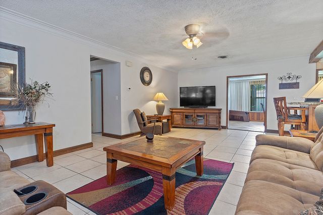 521 SW 59th Avenue, Plantation, FL 33317