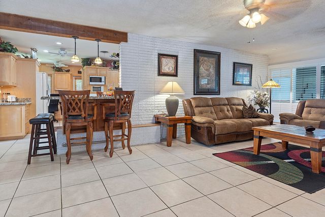 521 SW 59th Avenue, Plantation, FL 33317