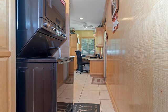 521 SW 59th Avenue, Plantation, FL 33317