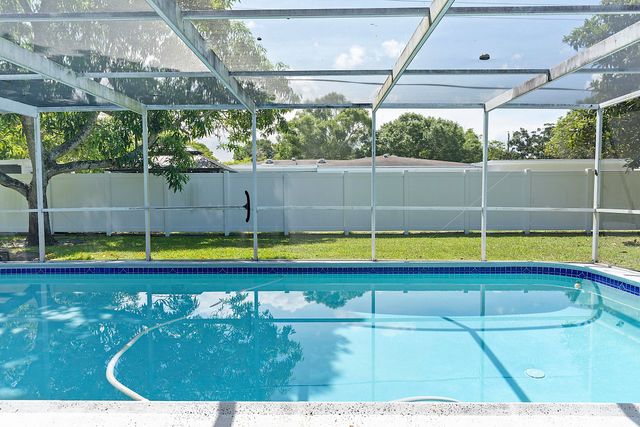 521 SW 59th Avenue, Plantation, FL 33317