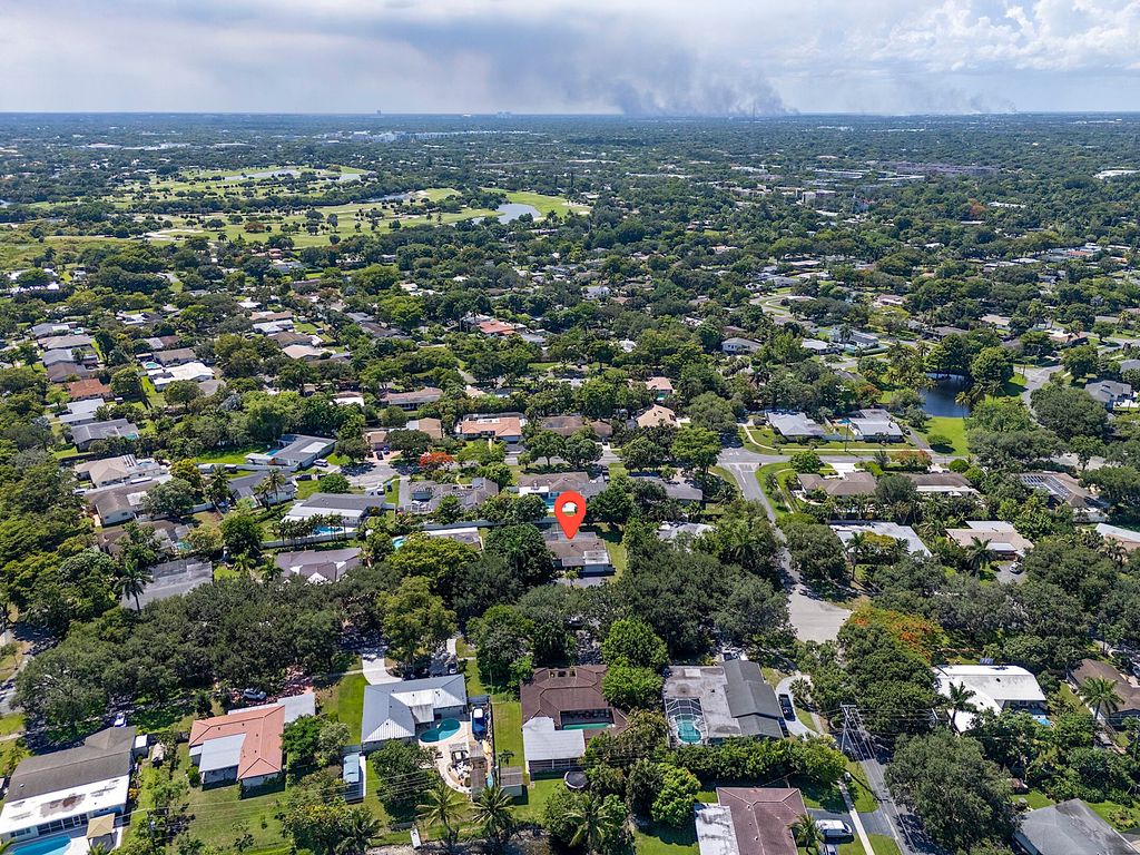 521 SW 59th Avenue, Plantation, FL 33317