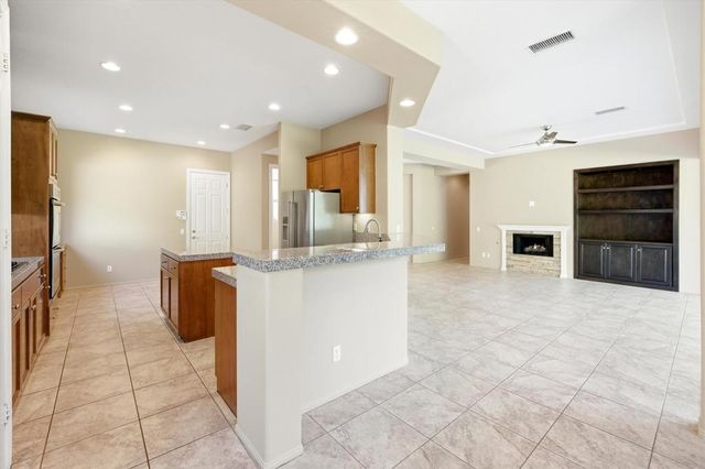 117 Rosetta Court, Palm Desert, CA 92211