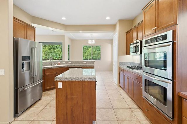 117 Rosetta Court, Palm Desert, CA 92211