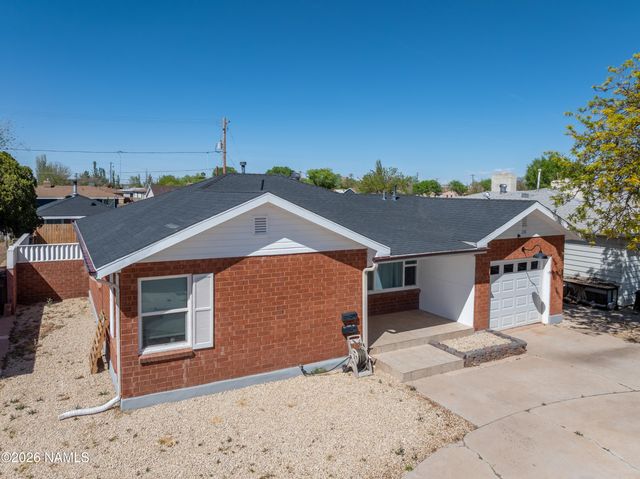 204 W Gilmore Street, Winslow, AZ 86047