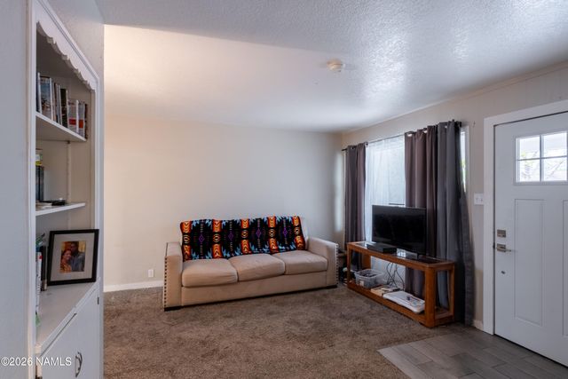 204 W Gilmore Street, Winslow, AZ 86047