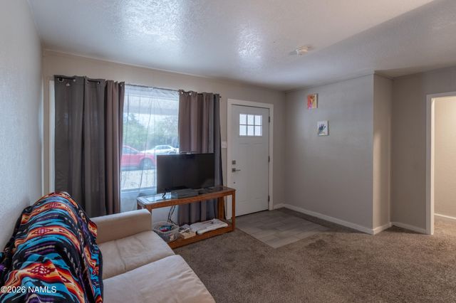 204 W Gilmore Street, Winslow, AZ 86047