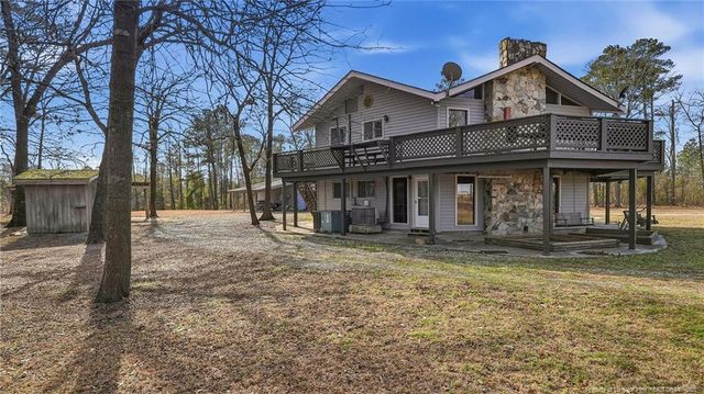 10765 Barker Ten Mile Road, St. Pauls, NC 28384