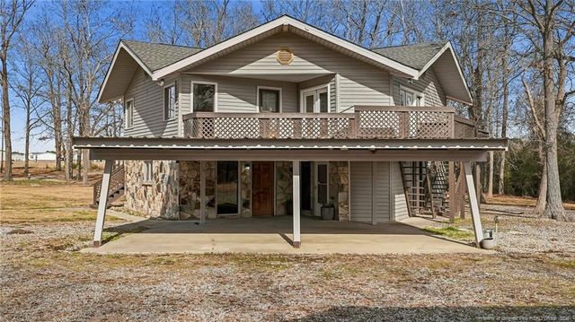 10765 Barker Ten Mile Road, St. Pauls, NC 28384