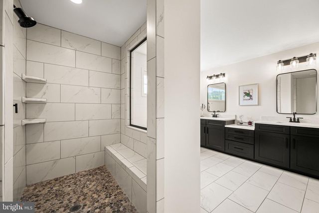 113 PARKVIEW WAY, Newtown Square, PA 19073