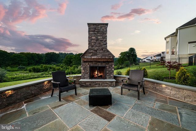 113 PARKVIEW WAY, Newtown Square, PA 19073