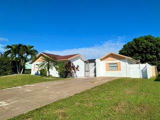 10317 Pippin Lane, Royal Palm Beach, FL 33414