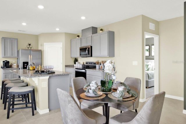 4048 GIORGIO DRIVE, Winter Haven, FL 33884