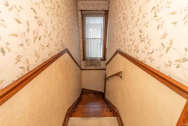 301 W Jackson Boulevard, Elkhart, IN 46516