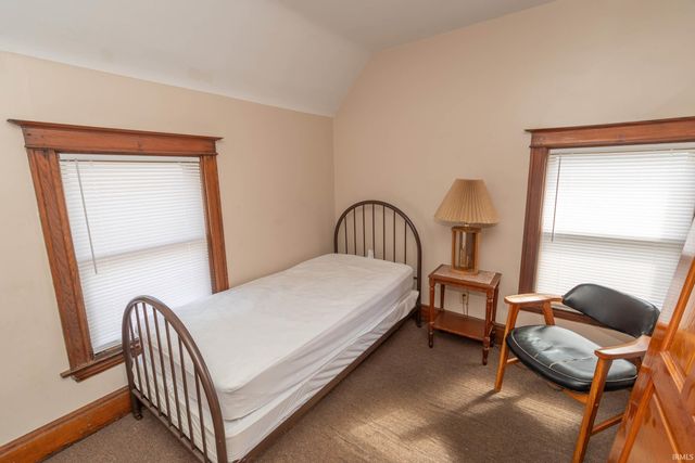 301 W Jackson Boulevard, Elkhart, IN 46516