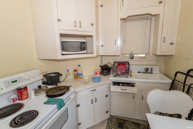 301 W Jackson Boulevard, Elkhart, IN 46516