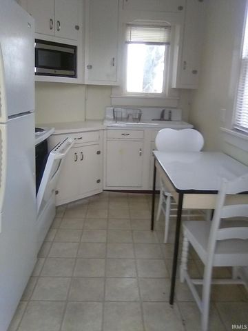 301 W Jackson Boulevard, Elkhart, IN 46516