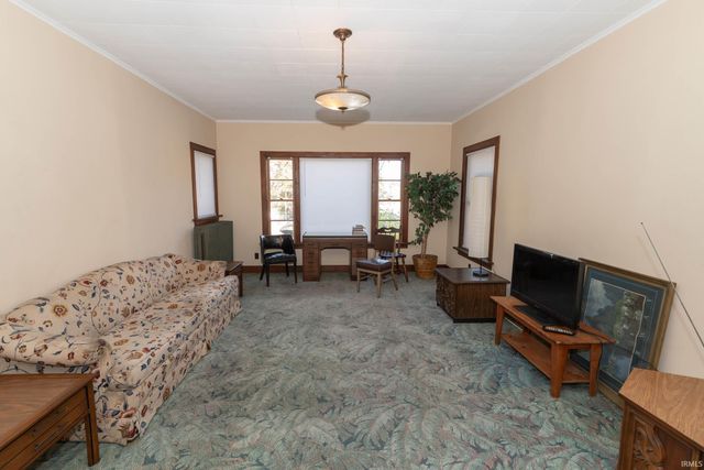 301 W Jackson Boulevard, Elkhart, IN 46516