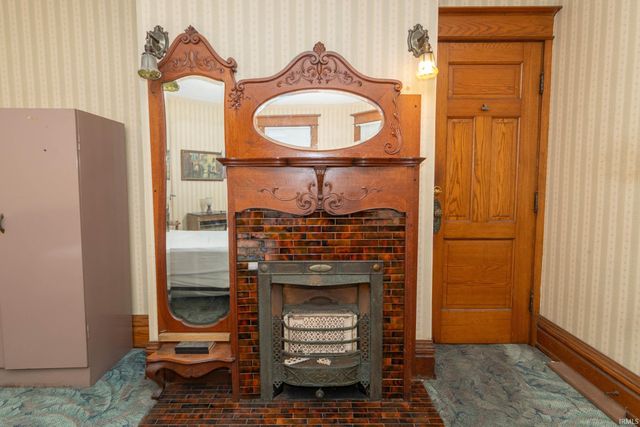 301 W Jackson Boulevard, Elkhart, IN 46516