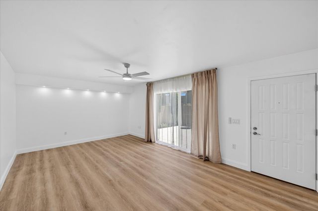 1617 16th Way, West Palm Beach, FL 33407