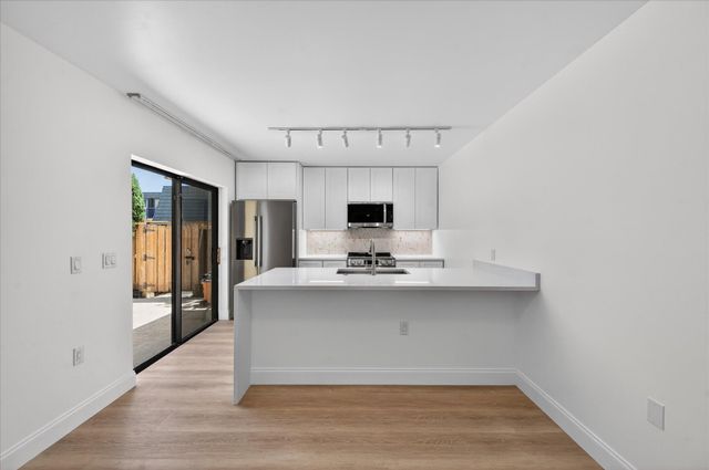 1617 16th Way, West Palm Beach, FL 33407