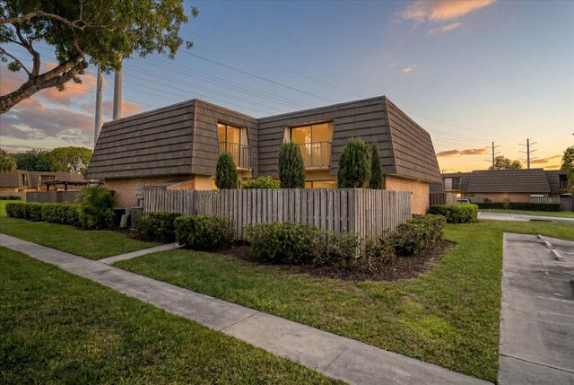 1617 16th Way, West Palm Beach, FL 33407