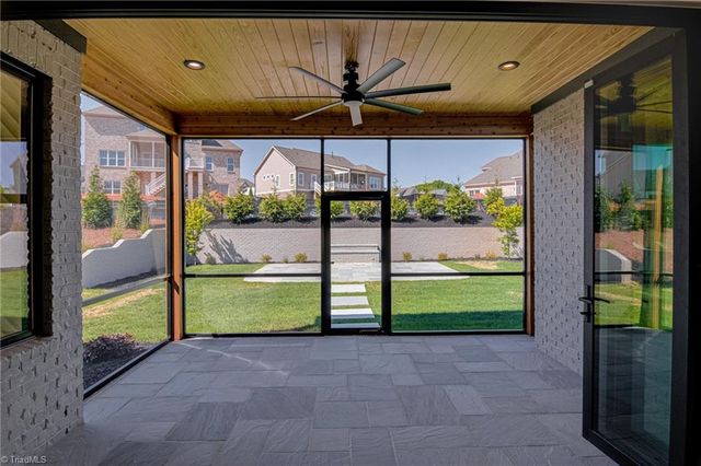 1193 Maple Chase Lane, Winston-salem, NC 27106