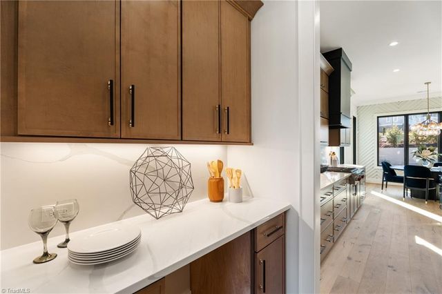 1193 Maple Chase Lane, Winston-salem, NC 27106