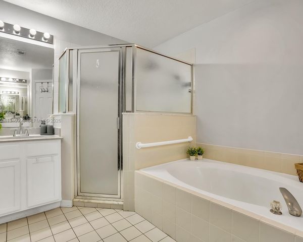 1225 SW Abisco Rd, Port St. Lucie, FL 34953