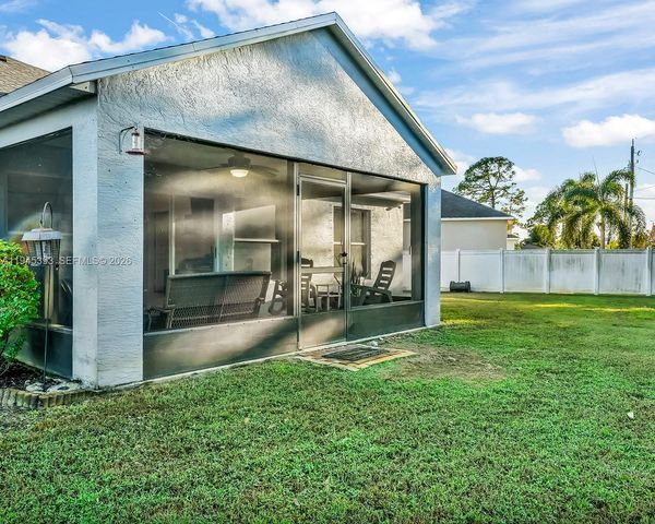 1225 SW Abisco Rd, Port St. Lucie, FL 34953