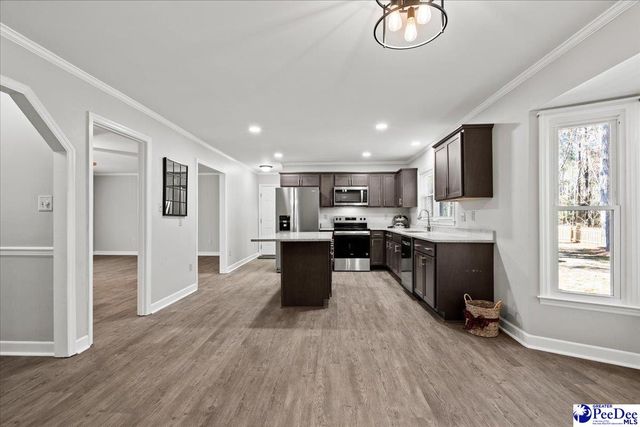 305 Virginia Ave, Cheraw, SC 29520