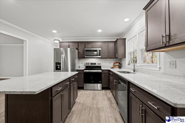 305 Virginia Ave, Cheraw, SC 29520