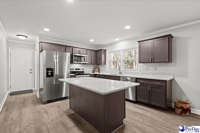 305 Virginia Ave, Cheraw, SC 29520