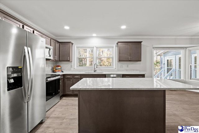 305 Virginia Ave, Cheraw, SC 29520