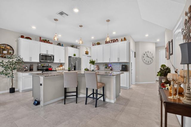 4601 SAN FRATELLO Circle, Lake Worth, FL 33467