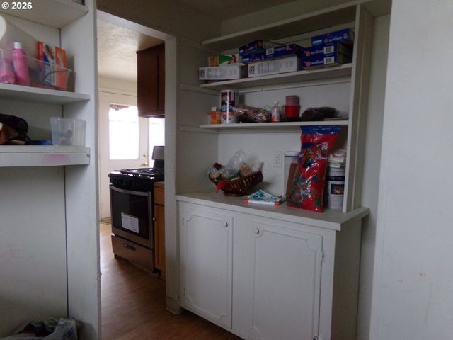 3113 Ne SCHMIDT Ln, Hubbard, OR 97032