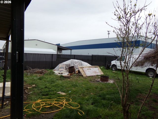 3113 Ne SCHMIDT Ln, Hubbard, OR 97032