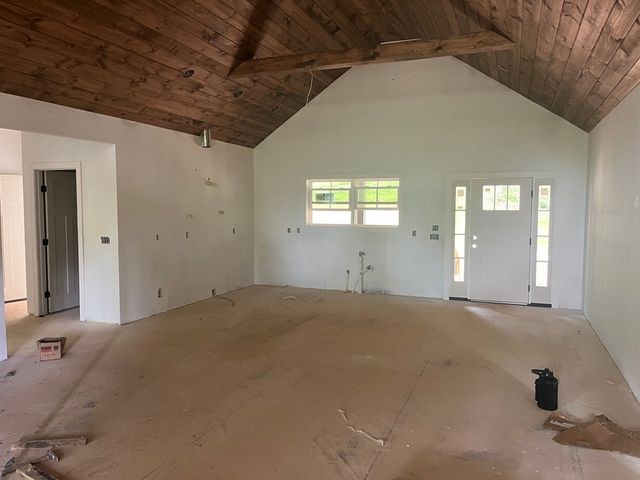 42 Robins Nest Way, Young Harris, GA 30582