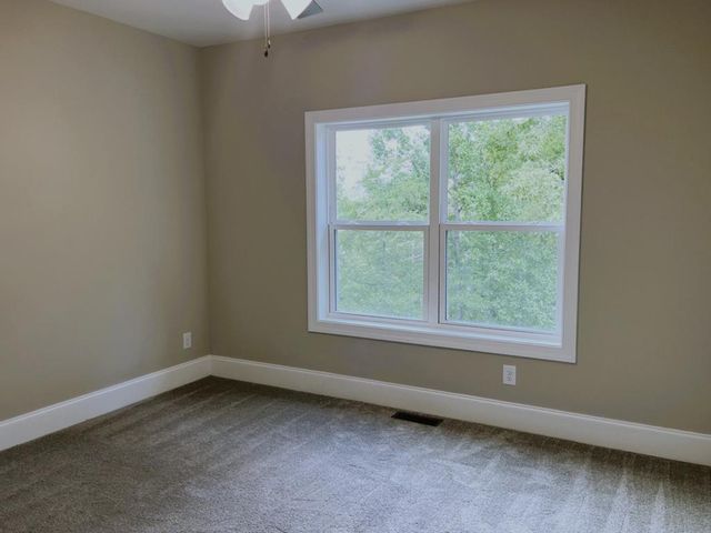 42 Robins Nest Way, Young Harris, GA 30582
