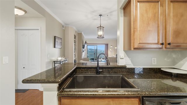 6000 Shepherd Mountain CV 917, Austin, TX 78730