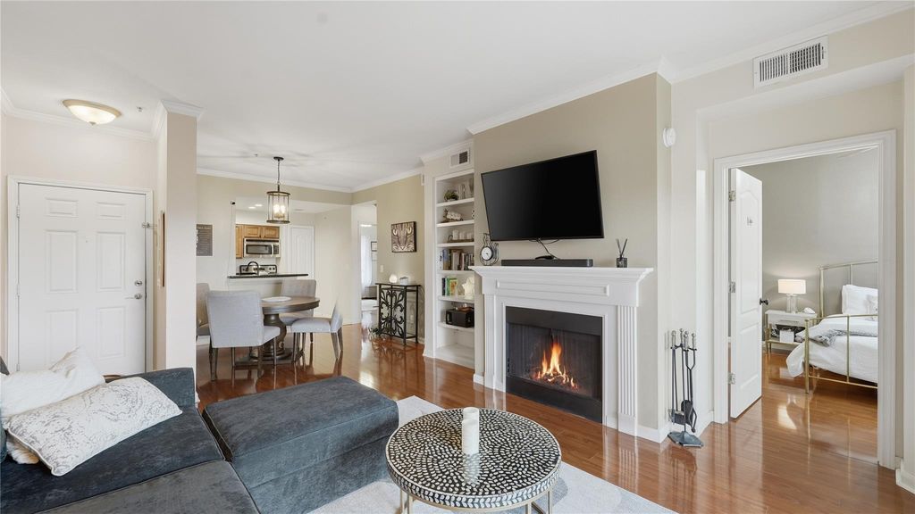 6000 Shepherd Mountain CV 917, Austin, TX 78730