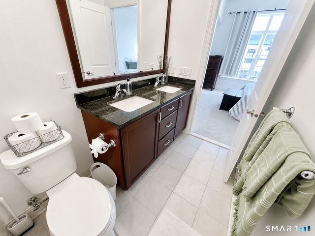 14 East Cross Trail 14, Danbury, CT 06810