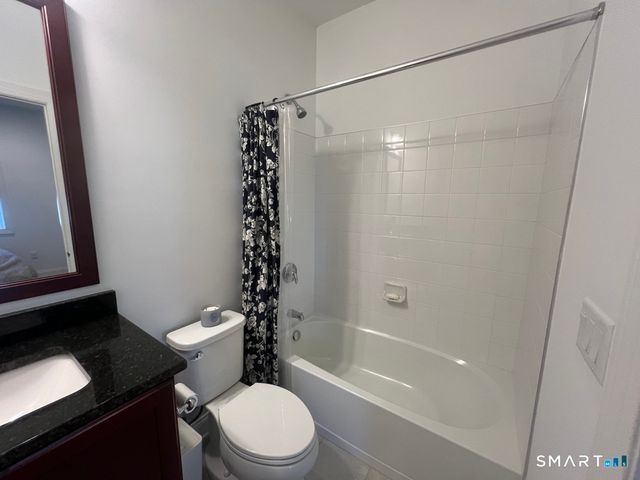 14 East Cross Trail 14, Danbury, CT 06810